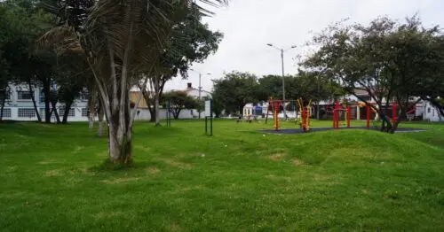 PARQUE MODELIA SUPERMANZANA B PARQUE MODELIA SUPERMANZANA B